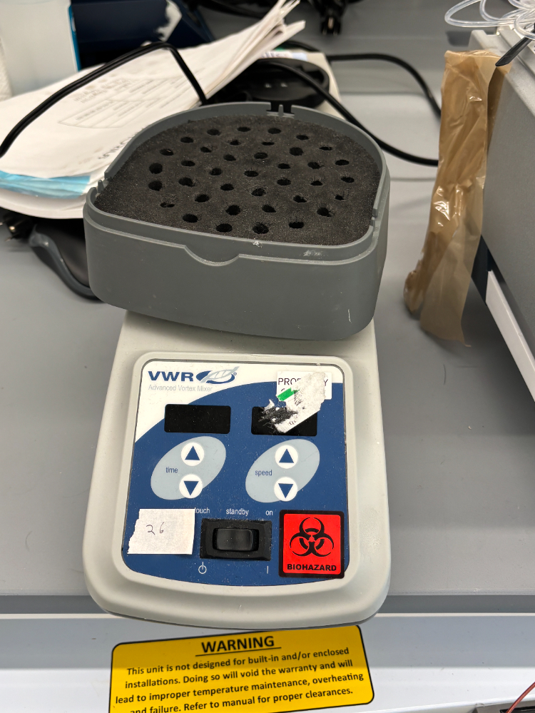 Image of VWR Microplate Vortex